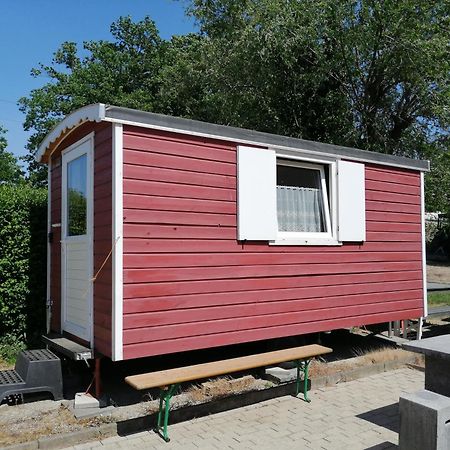 Schaeferwagen Rotkelchen Otel Ratingen Dış mekan fotoğraf
